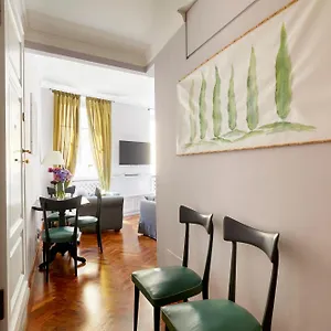Apart-hotel Palazzo Salviati By Varental, Florença
